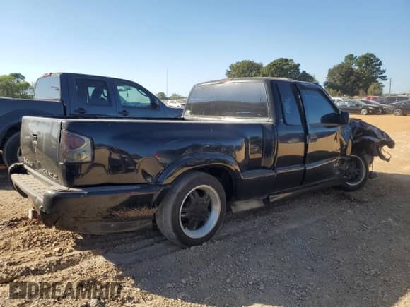 1999 Chevrolet S-10 LS Xtreme с VIN 1GCCS19W3X8200175, выставлен на аукционе Copart как лот 74699624 с пробегом 339 630 миль миль и Списание • Salvage title. История ставок и продаж доступна на DreamBid. Изображение 3.