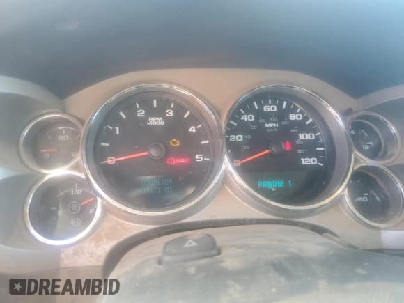 ✅ 2008 GMC Sierra 2500HD Work Truck • VIN: 1GTHC23648F197124 • Lot: 85518595. Wystawiony na Copart z przebiegiem 409 171 mil. Bezpłatny archiwum sprzedaży aukcyjnych z USA i szczegółowy raport historii pojazdu na DreamBid. Zdjęcie 9.