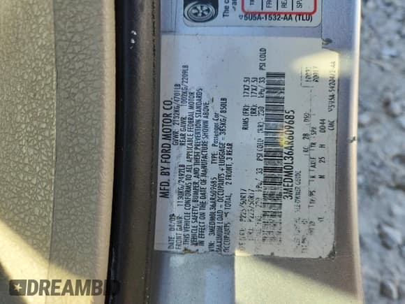 ✅ 2010 Mercury Milan Hybrid • VIN: 3MEDM0L36AR609685 • Lot: 93565065. Listed on Copart with 167,828 mi. Free auction sales archive from the USA and detailed vehicle history report at DreamBid. Image 12.