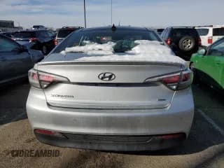 ✅ 2017 Hyundai Sonata Limited • VIN: KMHE34L12HA050795 • Lot: 38795093. Listed on Copart with Not provided. Free auction sales archive from the USA and detailed vehicle history report at DreamBid. Image 6.