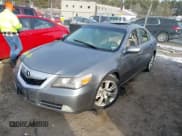 ✅ 2010 Acura RL Technology • VIN: JH4KB2F68AC000143 • Lot: 41371010. Wystawiony na IAAI z przebiegiem 301 920 mil. Bezpłatny archiwum sprzedaży aukcyjnych z USA i szczegółowy raport historii pojazdu na DreamBid. Zdjęcie 2.