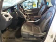 ✅ 2020 Chevrolet Bolt EV Premier • VIN: 1G1FZ6S0XL4150008 • Lot: 43739785. Wystawiony na Copart z przebiegiem 88 963 mil. Bezpłatny archiwum sprzedaży aukcyjnych z USA i szczegółowy raport historii pojazdu na DreamBid. Zdjęcie 7.