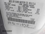 ✅ 2001 Ford F-250 XL • VIN: 1FTNX21F61ED37101 • Lot: 43788841. Wystawiony na IAAI z przebiegiem 374 453 mil. Bezpłatny archiwum sprzedaży aukcyjnych z USA i szczegółowy raport historii pojazdu na DreamBid. Zdjęcie 9.