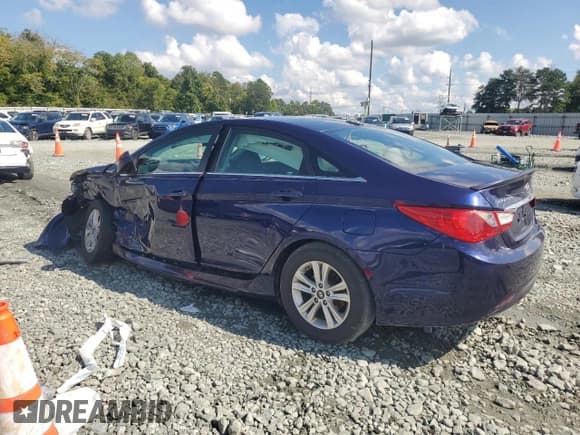 ✅ 2013 Hyundai Sonata GLS • VIN: 5NPEB4AC4DH709572 • Lot: 71935474. Listed on Copart with 145,167 mi. Free auction sales archive from the USA and detailed vehicle history report at DreamBid. Image 2.