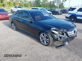 ✅ 2014 Mercedes-Benz E 350 Luxury • VIN: WDDHF8JB8EA994534 • Lot: 42949456. Wystawiony na IAAI z przebiegiem 139 200 mil. Bezpłatny archiwum sprzedaży aukcyjnych z USA i szczegółowy raport historii pojazdu na DreamBid. Zdjęcie 1.