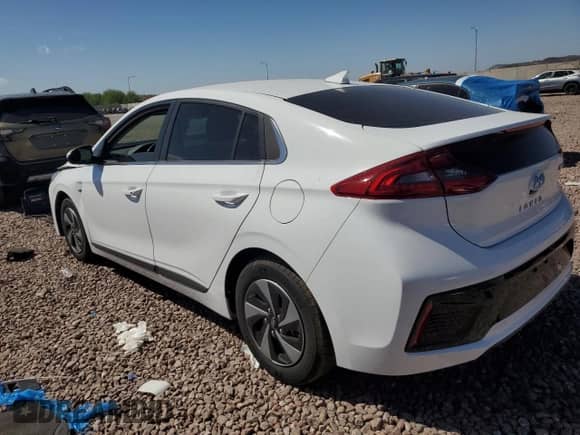 ✅ 2019 Hyundai Ioniq SEL • VIN: KMHC75LC5KU111677 • Лот: 72099284. Размещён на Copart с пробегом 33 942 миль миль. Получите бесплатный доступ к архиву аукционных продаж из США и посмотрите подробный отчёт об истории автомобиля на DreamBid. Изображение 2.