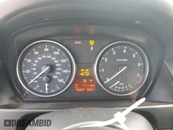 ✅ 2013 BMW X1 28i • VIN: WBAVM1C57DVW45810 • Лот: 85149805. Опубликован ранее на Copart с пробегом 149 231 миль. Бесплатный доступ к архиву аукционных продаж из США и подробный отчёт об истории автомобиля на DreamBid. Изображение 9.