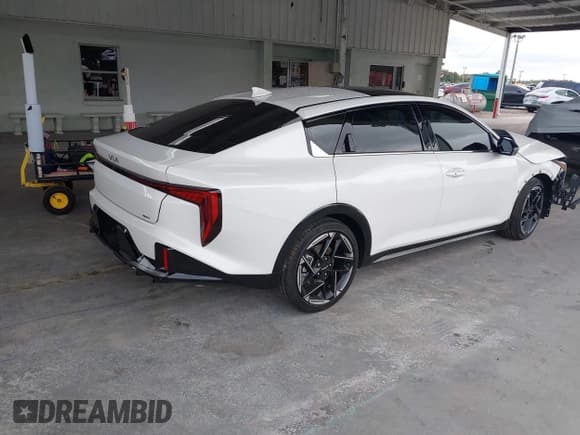 ✅ 2025 Kia K4 GT-Line • VIN: 3KPFW4DEXSE170771 • Lot: 43340128. Listed on IAAI with 3,293 mi. Free auction sales archive from the USA and detailed vehicle history report at DreamBid. Image 4.