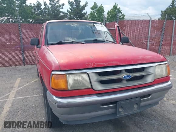 ✅ 1996 Ford Ranger XL • VIN: 1FTCR14A2TPA65567 • Лот: 42791652. Опубликован ранее на IAAI с пробегом 136 184 миль. Бесплатный доступ к архиву аукционных продаж из США и подробный отчёт об истории автомобиля на DreamBid. Изображение 6.