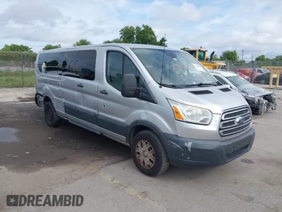 ✅ 2017 Ford Transit XL • VIN: 1FBZX2ZMXHKA07921 • Lot: 42360969. Wystawiony na IAAI z przebiegiem 190 070 mil. Bezpłatny archiwum sprzedaży aukcyjnych z USA i szczegółowy raport historii pojazdu na DreamBid. Zdjęcie 1.
