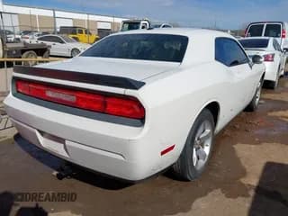 ✅ 2009 Dodge Challenger SE • VIN: 2B3LJ44V19H522220 • Lot: 41634444. Wystawiony na IAAI z przebiegiem 192 354 mil. Bezpłatny archiwum sprzedaży aukcyjnych z USA i szczegółowy raport historii pojazdu na DreamBid. Zdjęcie 4.