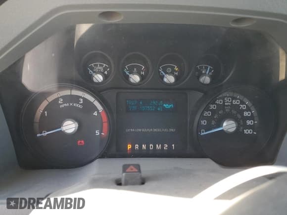 ✅ 2013 Ford F-350 XL • VIN: 1FD8W3GT4DEB59708 • Lot: 81349235. Listed on Copart with 107,532 mi. Free auction sales archive from the USA and detailed vehicle history report at DreamBid. Image 9.