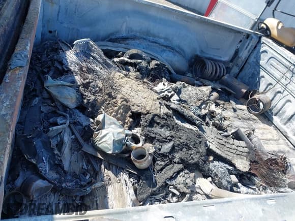 ✅ 2016 Ram 2500 Laramie • VIN: 3C6UR5FL0GG299248 • Lot: 42530578. Wystawiony na IAAI z przebiegiem Nie podano. Bezpłatny archiwum sprzedaży aukcyjnych z USA i szczegółowy raport historii pojazdu na DreamBid. Zdjęcie 12.