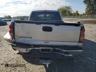 ✅ 2006 Chevrolet Silverado 1500 Work Truck • VIN: 2GCEC19Z461354055 • Лот: 72758004. Опубликован ранее на Copart с пробегом 72 321 миль. Бесплатный доступ к архиву аукционных продаж из США и подробный отчёт об истории автомобиля на DreamBid. Изображение 6.