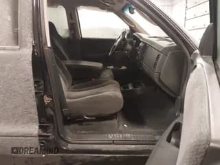 ✅ 2003 Dodge Dakota Sport • VIN: 1D7HG38X53S235378 • Lot: 41400147. Wystawiony na IAAI z przebiegiem 112 707 mil. Bezpłatny archiwum sprzedaży aukcyjnych z USA i szczegółowy raport historii pojazdu na DreamBid. Zdjęcie 5.