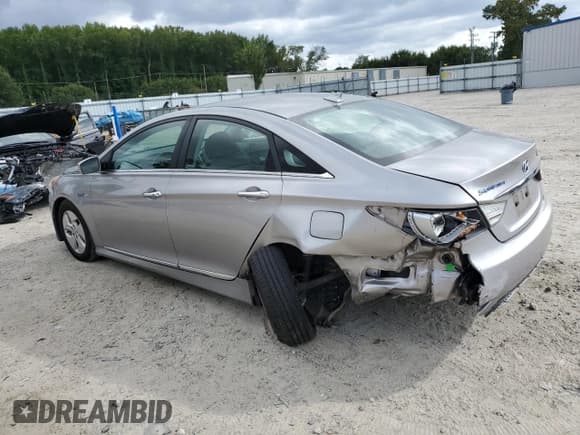✅ 2012 Hyundai Sonata Hybrid • VIN: KMHEC4A46CA035903 • Lot: 84752715. Listed on Copart with 90,300 mi. Free auction sales archive from the USA and detailed vehicle history report at DreamBid. Image 2.