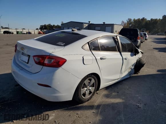 ✅ 2017 Chevrolet Cruze LS • VIN: 1G1BC5SM8H7166095 • Lot: 64759472. Listed on Copart with Not provided. Free auction sales archive from the USA and detailed vehicle history report at DreamBid. Image 4.