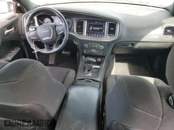 ✅ 2018 Dodge Charger R/T • VIN: 2C3CDXCT7JH290092 • Lot: 80341955. Wystawiony na Copart z przebiegiem 59 169 mil. Bezpłatny archiwum sprzedaży aukcyjnych z USA i szczegółowy raport historii pojazdu na DreamBid. Zdjęcie 8.