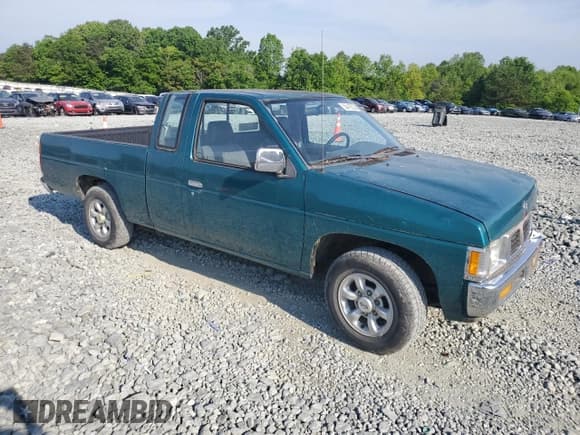 ✅ 1996 Nissan Frontier XE • VIN: 1N6SD16S4TC368953 • Лот: 55418525. Опубликован ранее на Copart с пробегом 88 614 миль. Бесплатный доступ к архиву аукционных продаж из США и подробный отчёт об истории автомобиля на DreamBid. Изображение 4.