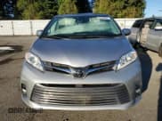 ✅ 2018 Toyota Sienna XLE Auto Access Seat • VIN: 5TDYZ3DC9JS924613 • Lot: 82388905. Listed on Copart with 53,453 mi. Free auction sales archive from the USA and detailed vehicle history report at DreamBid. Image 5.