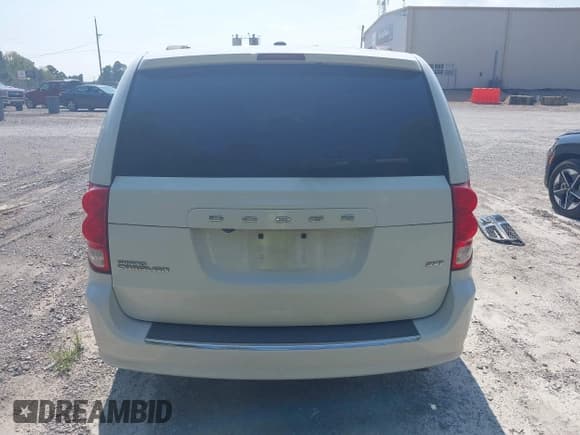 ✅ 2020 Dodge Grand Caravan SXT • VIN: 2C4RDGCG9LR161289 • Лот: 43004770. Опубликован ранее на IAAI с пробегом 114 649 миль. Бесплатный доступ к архиву аукционных продаж из США и подробный отчёт об истории автомобиля на DreamBid. Изображение 17.