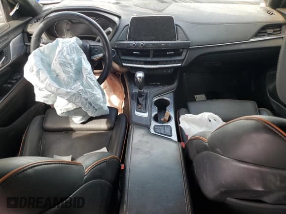 ✅ 2021 Cadillac CT4 Sport • VIN: 1G6DC5RK2M0108221 • Lot: 50367115. Wystawiony na Copart z przebiegiem Nie podano. Bezpłatny archiwum sprzedaży aukcyjnych z USA i szczegółowy raport historii pojazdu na DreamBid. Zdjęcie 8.