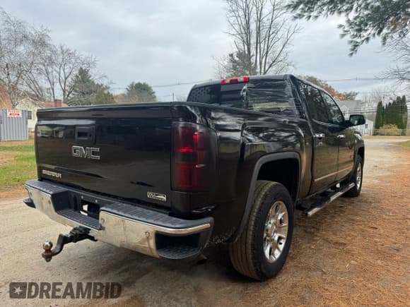 ✅ 2014 GMC Sierra 1500 SLT • VIN: 3GTU2VEC3EG152062 • Lot: 91945615. Listed on Copart with 257,584 mi. Free auction sales archive from the USA and detailed vehicle history report at DreamBid. Image 4.