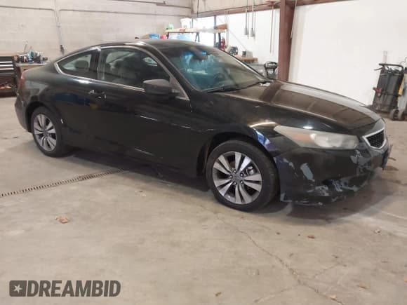 ✅ 2009 Honda Accord LX-S • VIN: 1HGCS12399A020051 • Лот: 43822038. Опубликован ранее на IAAI с пробегом 153 775 миль. Бесплатный доступ к архиву аукционных продаж из США и подробный отчёт об истории автомобиля на DreamBid. Изображение 1.