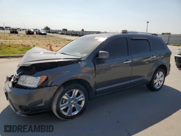 ✅ 2015 Dodge Journey Limited • VIN: 3C4PDDDG3FT554923 • Lot: 67909315. Wystawiony na Copart z przebiegiem 111 370 mil. Bezpłatny archiwum sprzedaży aukcyjnych z USA i szczegółowy raport historii pojazdu na DreamBid. Zdjęcie 1.
