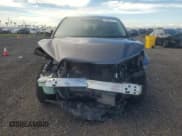 ✅ 2019 Toyota Highlander LE • VIN: 5TDZARFH2KS052414 • Lot: 85097725. Wystawiony na Copart z przebiegiem 104 779 mil. Bezpłatny archiwum sprzedaży aukcyjnych z USA i szczegółowy raport historii pojazdu na DreamBid. Zdjęcie 5.