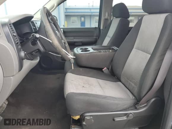 2008 Chevrolet Silverado 1500 LS with VIN 2GCEC13C281326634, listed as a Copart auction lot 87455505 with 228,880 mi miles and Salvage title. Bid and sale history available at DreamBid. Image 7.