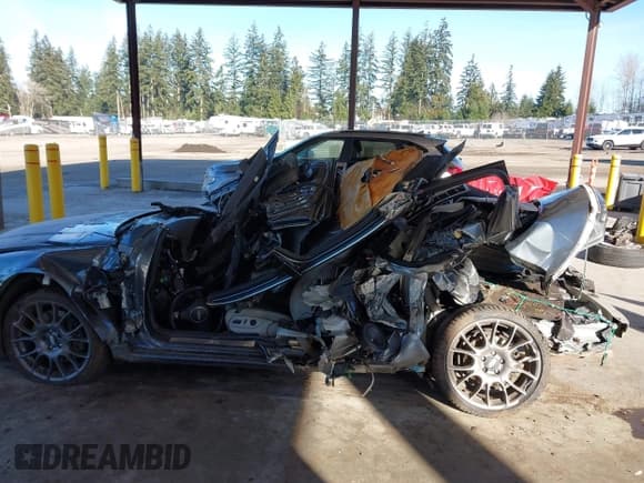 ✅ 2005 Audi S4 • VIN: WAUPL68E75A116223 • Lot: 41399300. Wystawiony na IAAI z przebiegiem Nie podano. Bezpłatny archiwum sprzedaży aukcyjnych z USA i szczegółowy raport historii pojazdu na DreamBid. Zdjęcie 6.