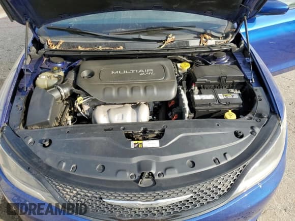 ✅ 2016 Chrysler 200 S • VIN: 1C3CCCBBXGN128901 • Lot: 82109315. Wystawiony na Copart z przebiegiem 151 754 mil. Bezpłatny archiwum sprzedaży aukcyjnych z USA i szczegółowy raport historii pojazdu na DreamBid. Zdjęcie 11.