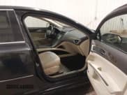 ✅ 2013 Lincoln MKZ • VIN: 3LN6L2GK8DR828657 • Lot: 42973773. Listed on IAAI with 108,102 mi. Free auction sales archive from the USA and detailed vehicle history report at DreamBid. Image 5.