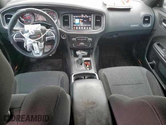 ✅ 2017 Dodge Charger SXT • VIN: 2C3CDXHG6HH553579 • Lot: 91736825. Wystawiony na Copart z przebiegiem 117 272 mil. Bezpłatny archiwum sprzedaży aukcyjnych z USA i szczegółowy raport historii pojazdu na DreamBid. Zdjęcie 8.