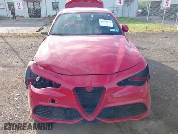 ✅ 2018 Alfa Romeo Giulia Ti Sport • VIN: ZARFAEEN7J7576238 • Лот: 42462272. Опубликован ранее на IAAI с пробегом 53 105 миль. Бесплатный доступ к архиву аукционных продаж из США и подробный отчёт об истории автомобиля на DreamBid. Изображение 6.