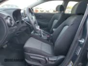 ✅ 2019 Hyundai Kona SE • VIN: KM8K12AA6KU380168 • Лот: 89721745. Опубликован ранее на Copart с пробегом 57 473 миль. Бесплатный доступ к архиву аукционных продаж из США и подробный отчёт об истории автомобиля на DreamBid. Изображение 7.