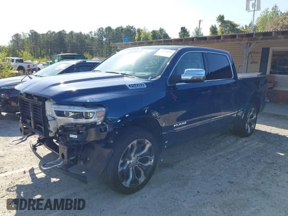 2023 Ram 1500 Limited с VIN 1C6SRFHT3PN635007, выставлен на аукционе IAAI как лот 42019635 с пробегом 27 829 миль миль и . История ставок и продаж доступна на DreamBid. Изображение 17.