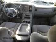 ✅ 2007 Chevrolet Silverado 1500 LT2 • VIN: 2GCEC13Z471180871 • Lot: 82890914. Listed on Copart with 132,342 mi. Free auction sales archive from the USA and detailed vehicle history report at DreamBid. Image 8.