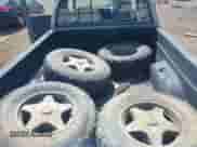 1992 Dodge Dakota z VIN 1B7GG23X9NS683519, wystawiony jako IAAI lot #42217984 z przebiegiem 178 152 mil mil oraz . Historia ofert i sprzedaży dostępna na DreamBid. Obrazek 12.