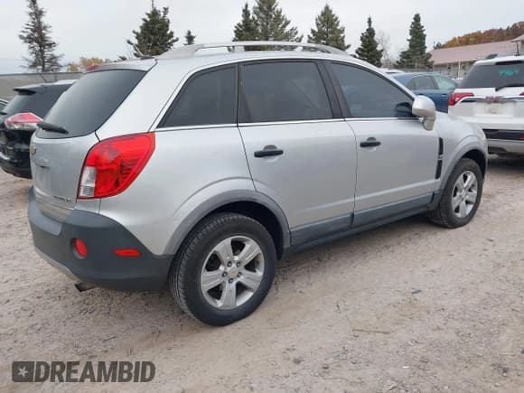 ✅ 2015 Chevrolet Captiva Sport LS • VIN: 3GNAL2EK4FS536167 • Лот: 43633697. Опубликован ранее на IAAI с пробегом 127 484 миль. Бесплатный доступ к архиву аукционных продаж из США и подробный отчёт об истории автомобиля на DreamBid. Изображение 4.