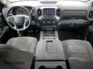 ✅ 2019 Chevrolet Silverado 1500 LT Trail Boss • VIN: 1GCPYFED4KZ331166 • Lot: 85135035. Wystawiony na Copart z przebiegiem 91 762 mil. Bezpłatny archiwum sprzedaży aukcyjnych z USA i szczegółowy raport historii pojazdu na DreamBid. Zdjęcie 8.