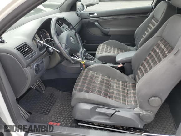 ✅ 2008 Volkswagen Golf GTI • VIN: WVWFV71K48W217886 • Lot: 65819335. Listed on Copart with 167,112 mi. Free auction sales archive from the USA and detailed vehicle history report at DreamBid. Image 7.