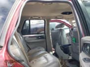 ✅ 2002 GMC Envoy SLT • VIN: 1GKDT13S622284208 • Lot: 42614902. Wystawiony na IAAI z przebiegiem Nie podano. Bezpłatny archiwum sprzedaży aukcyjnych z USA i szczegółowy raport historii pojazdu na DreamBid. Zdjęcie 8.