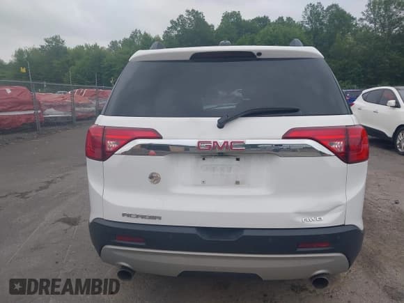 ✅ 2018 GMC Acadia SLT • VIN: 1GKKNULS5JZ249149 • Lot: 42453033. Listed on IAAI with 118,597 mi. Free auction sales archive from the USA and detailed vehicle history report at DreamBid. Image 16.