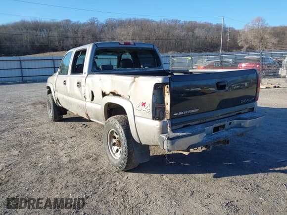 ✅ 2001 Chevrolet Silverado 2500HD LT3 • VIN: 1GCHK23G91F130620 • Лот: 41320145. Опубликован ранее на IAAI с пробегом 240 794 миль. Бесплатный доступ к архиву аукционных продаж из США и подробный отчёт об истории автомобиля на DreamBid. Изображение 3.