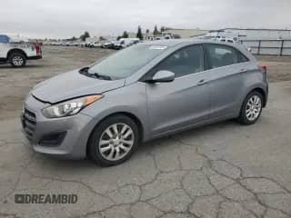 2016 Hyundai Elantra z VIN KMHD35LH8GU255548, wystawiony jako Copart lot #89832305 z przebiegiem 143 024 mil mil oraz Szkoda całkowita • Salvage title. Historia ofert i sprzedaży dostępna na DreamBid. Obrazek 1.