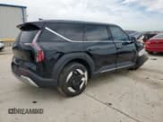 ✅ 2024 Kia EV9 Light Long Range • VIN: KNDAB5S12R6028409 • Lot: 60133095. Wystawiony na Copart z przebiegiem 42 314 mil. Bezpłatny archiwum sprzedaży aukcyjnych z USA i szczegółowy raport historii pojazdu na DreamBid. Zdjęcie 3.