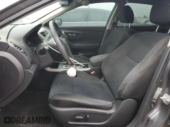 ✅ 2015 Nissan Altima S • VIN: 1N4AL3AP9FN364430 • Lot: 86435335. Listed on Copart with 199,922 mi. Free auction sales archive from the USA and detailed vehicle history report at DreamBid. Image 7.