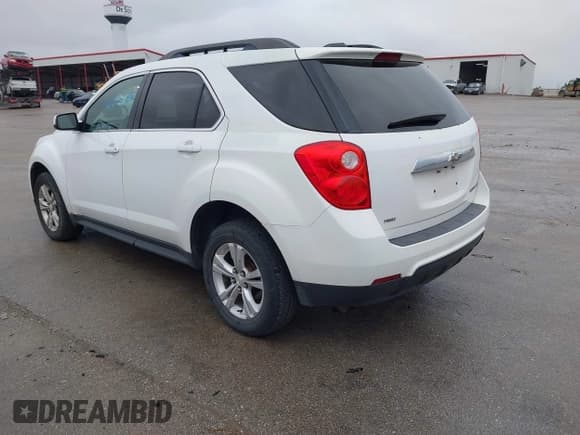 ✅ 2015 Chevrolet Equinox LT • VIN: 2GNFLFEKXF6372161 • Lot: 43703138. Wystawiony na IAAI z przebiegiem 169 277 mil. Bezpłatny archiwum sprzedaży aukcyjnych z USA i szczegółowy raport historii pojazdu na DreamBid. Zdjęcie 1.